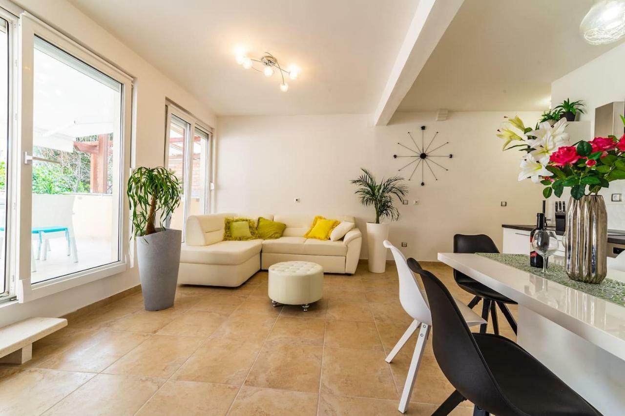 Ln New Apartment Spalato Esterno foto